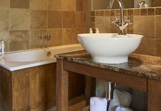 Others 3 The Pear Tree Inn