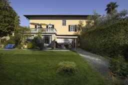 Al Porto di Lucca B&B, SGD 563