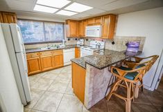 Khác 5 Coral Reef Beach Resort