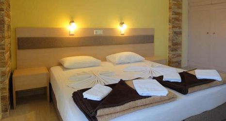 Others 2 Albatros Studios & Apartments