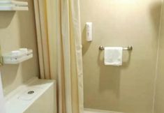 其他 6 HanTing Hotel (Shanghai Xujiahui Hongqiao Road)