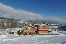 Others Hotel Restaurant Pariente