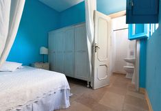 อื่นๆ 4 La Fuggiola