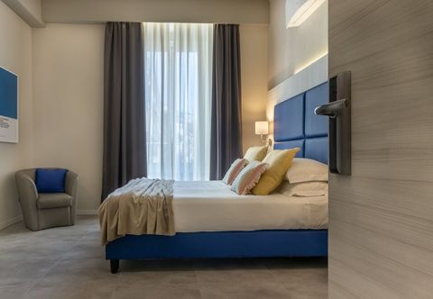 Others Cinque Terre Gateway