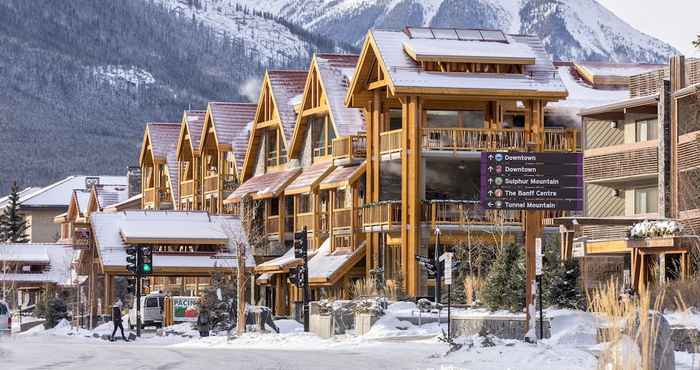 Khác Moose Hotel And Suites