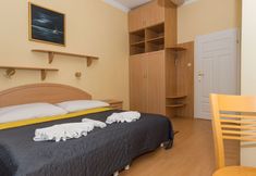 其他 7 Villa Casteria