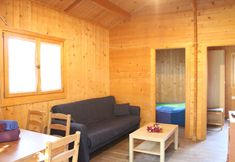 อื่นๆ 2 Camping Tropical