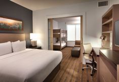 Others 5 Hyatt House at Anaheim Resort/Convention Center