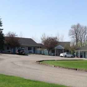 Primary image1Dollinger's Motor Inn,奥尔良县飯店