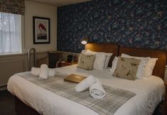 Others 3 The George Inn