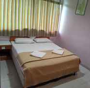 Others 3 Hotel Inderapura