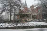 Khác Burke Mansion