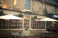 อื่นๆ Priory Tearooms Burford With Rooms