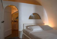 Others 5 Revelis Villa & Canava