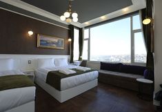 其他 6 Art Nouveau Pera