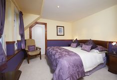 Khác 3 Daviot Lodge