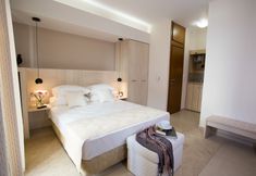 Others 4 Polis Apartments