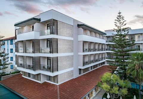 其他 Trendy Side Beach (Adults Only, 16+)