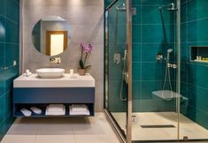 기타 3 Aura Suites