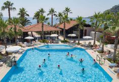 기타 5 Club Akman Beach Hotel