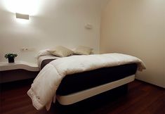 Others 3 Pensión Iturriza