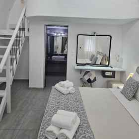 Primary image 1 Unique Leta, Santorini Hotels