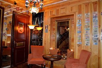 Lain-lain 4 Lika Apart