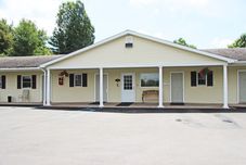 อื่นๆ Potsdam Inn