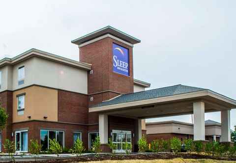 Others Sleep Inn & Suites Airport