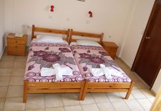 Others 5 Frini Hotel