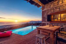 Others Prima Donna - Adults Only