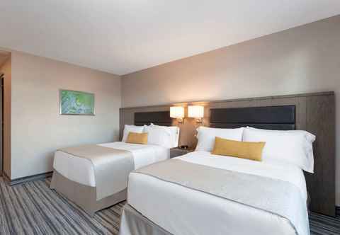 Lainnya Wyndham Garden LaGuardia South