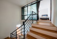 Others 2 New Corner Shamrock Beach Villas Seaview