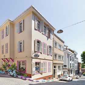 Primary image 1 阿兰布拉公寓酒店, Ozi Pizza & Pasta 酒店