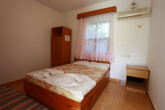 Others 4 Baris Pension & Bungalows