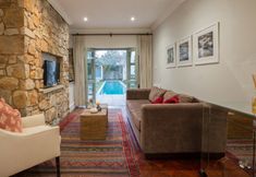 Others 4 The Parkwood