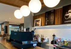 Lainnya 5 The Royalbee Aparthotel