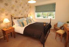 Others 5 The Marquess Of Exeter