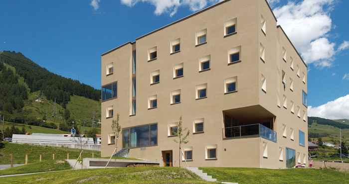 อื่นๆ Youth Hostel Scuol