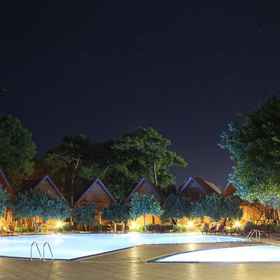 Primary image 1 Woodline Hotel, Balmy Beach resort Hotels