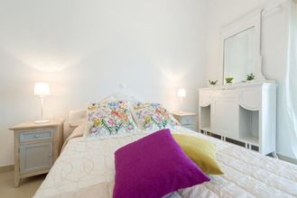 Others 4 Queen of Santorini