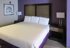 Others 2 Econo Lodge Inn & Suites North Little Rock near Riverfront