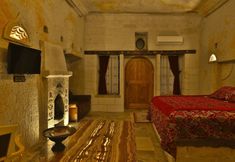 Others 6 Oread Cave Suites
