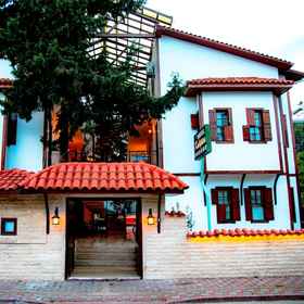 Primary image 1 Kaliptus Hotel, Khách sạn Cổng Hadrianus