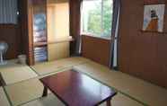 Lain-lain 4 Clione Camp Guest House