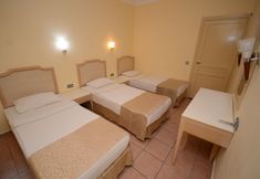 Others 4 Alenz Suite