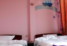 Others 6 Halong Happy Hoste