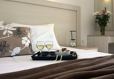 기타 2 Crown Apartments