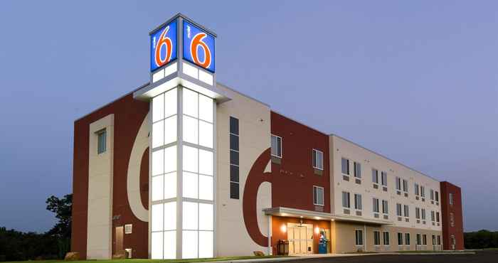 อื่นๆ Motel 6 Poplar Bluff, MO