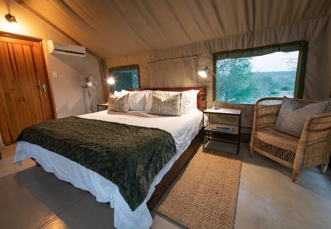 Others Sausage Tree Safari Camp